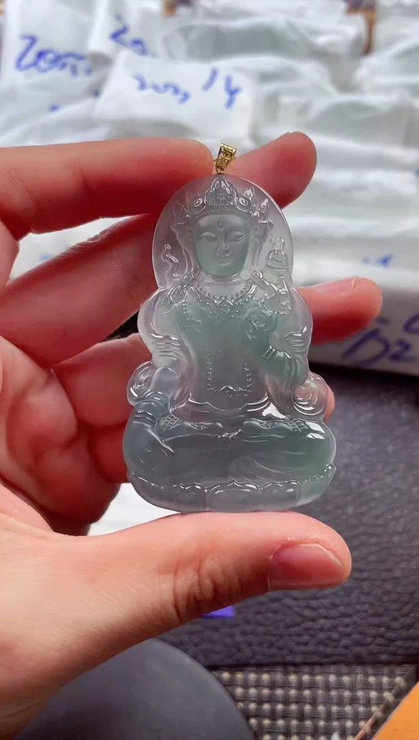 颈饰18K金镶嵌翡翠00007361