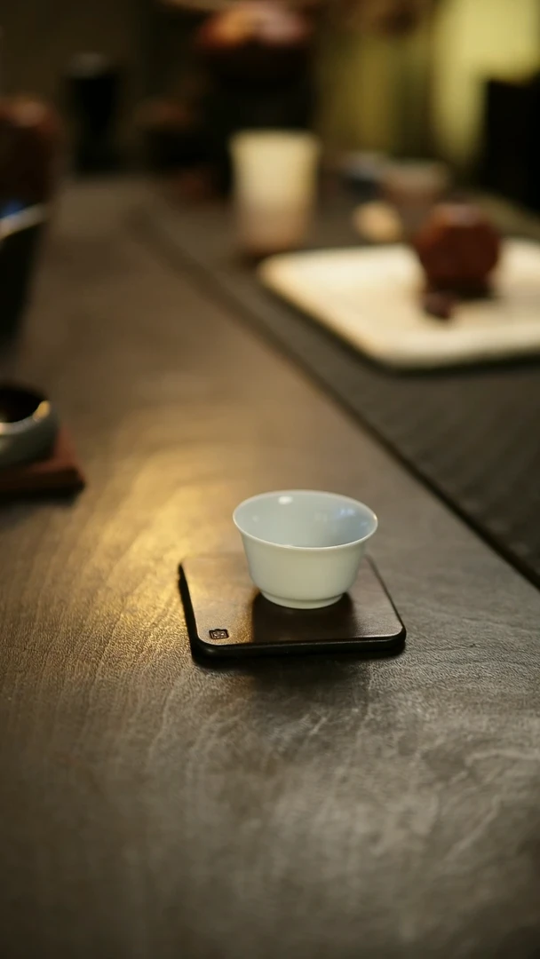 阿眠     学古素胎撇口马蹄单杯