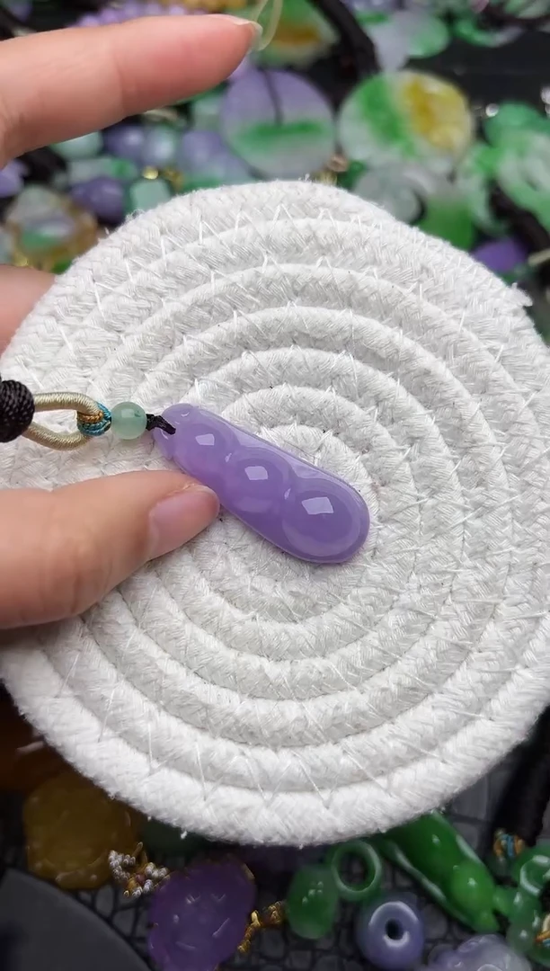 颈饰未镶嵌翡翠缅甸翡翠吊坠