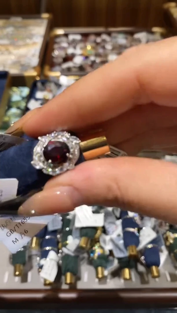 纯铜合金琉璃楚楚珠宝中古甄选不退换