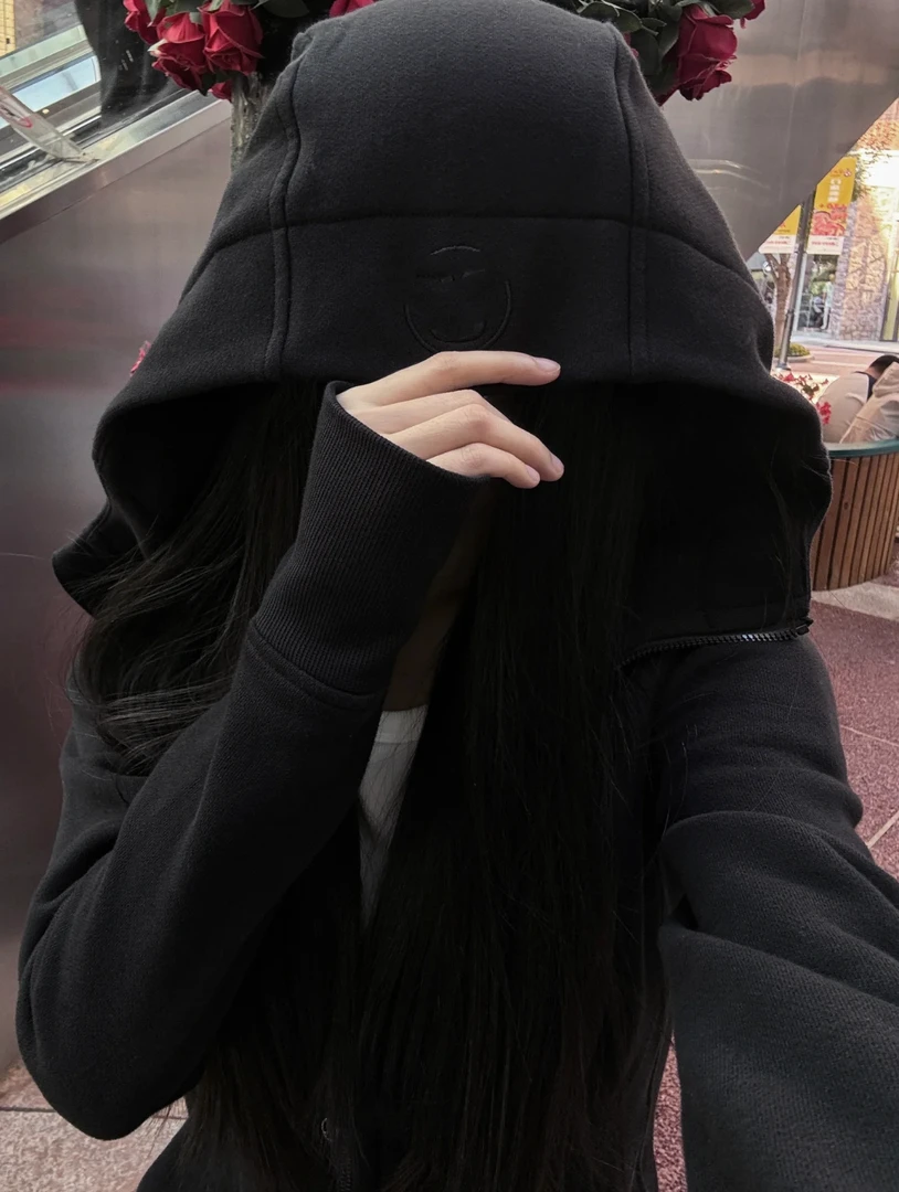 超绝帽带刺绣长袖拉链气质开衫修身连帽卫衣