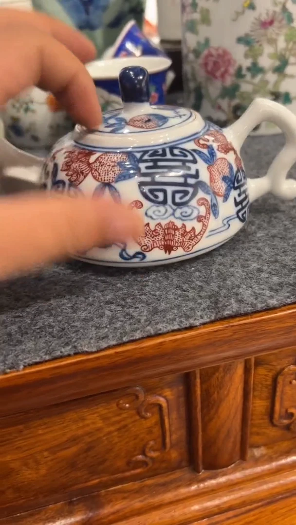 摆件瓷摆件瓷摆件青花蝙蝠壶