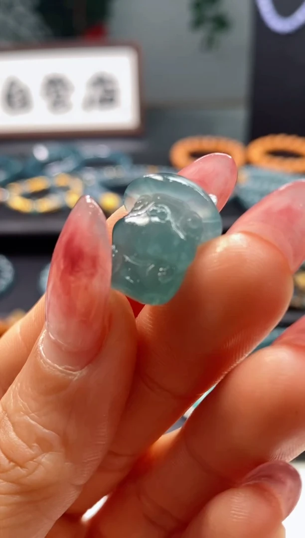 【闪购商品】翡翠颈饰未镶嵌0800316804