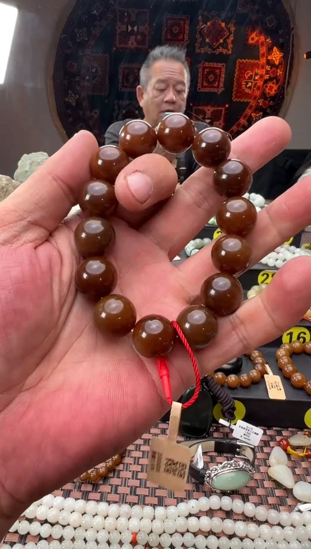 未镶嵌手串和田玉且末料金山糖卡16手串