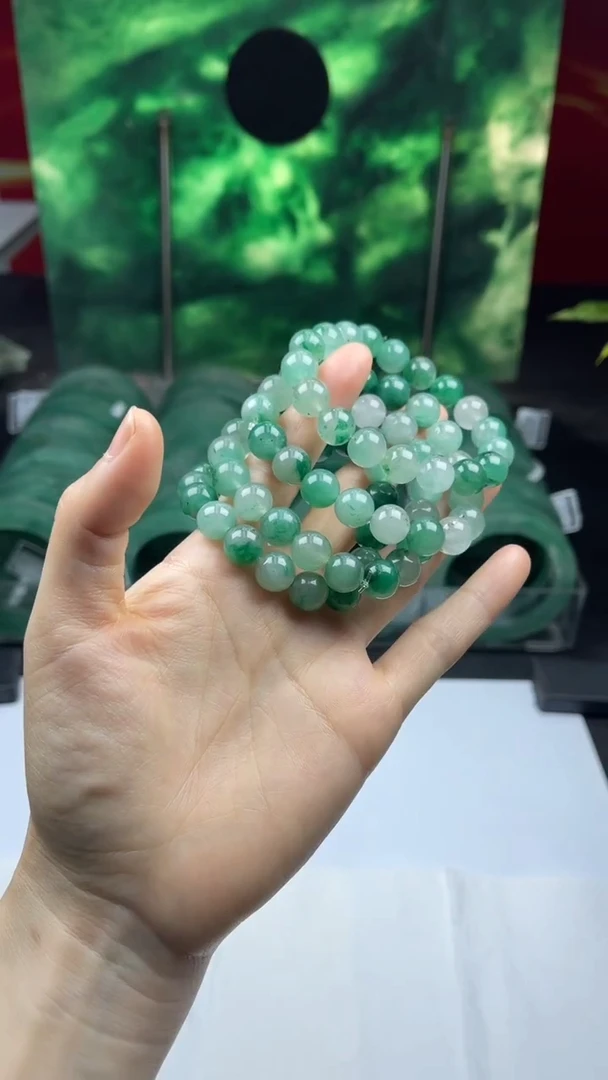 【闪购商品】石英质玉手串未镶嵌天然非洲翠手串多样性发一件