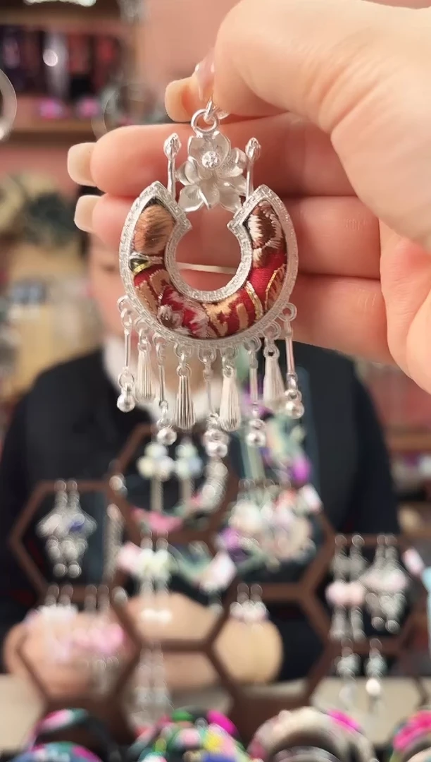 艺枝独绣手工饰品261