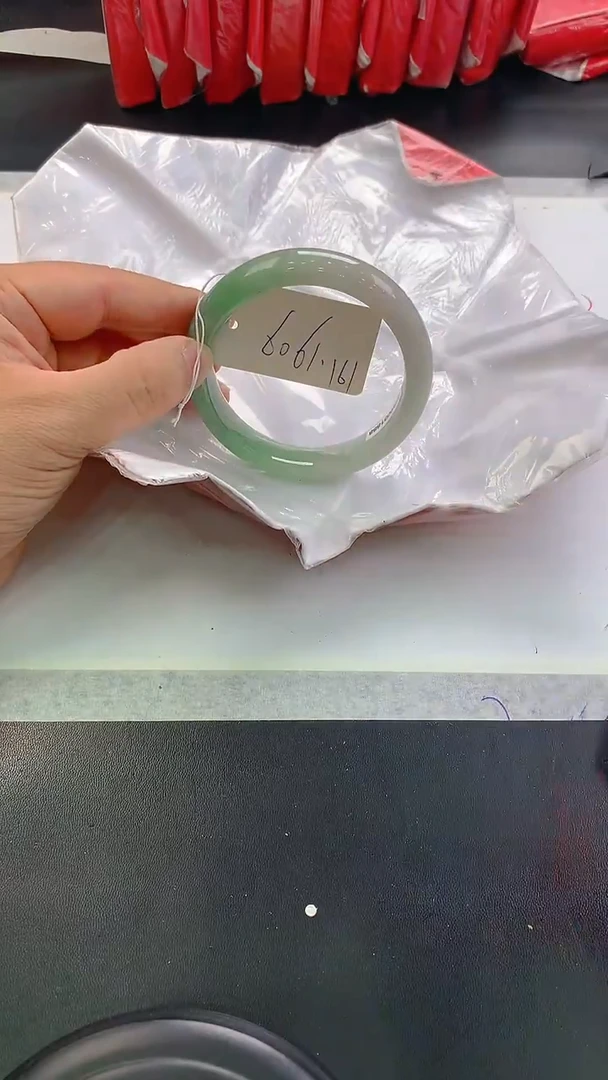 未镶嵌手镯翡翠161