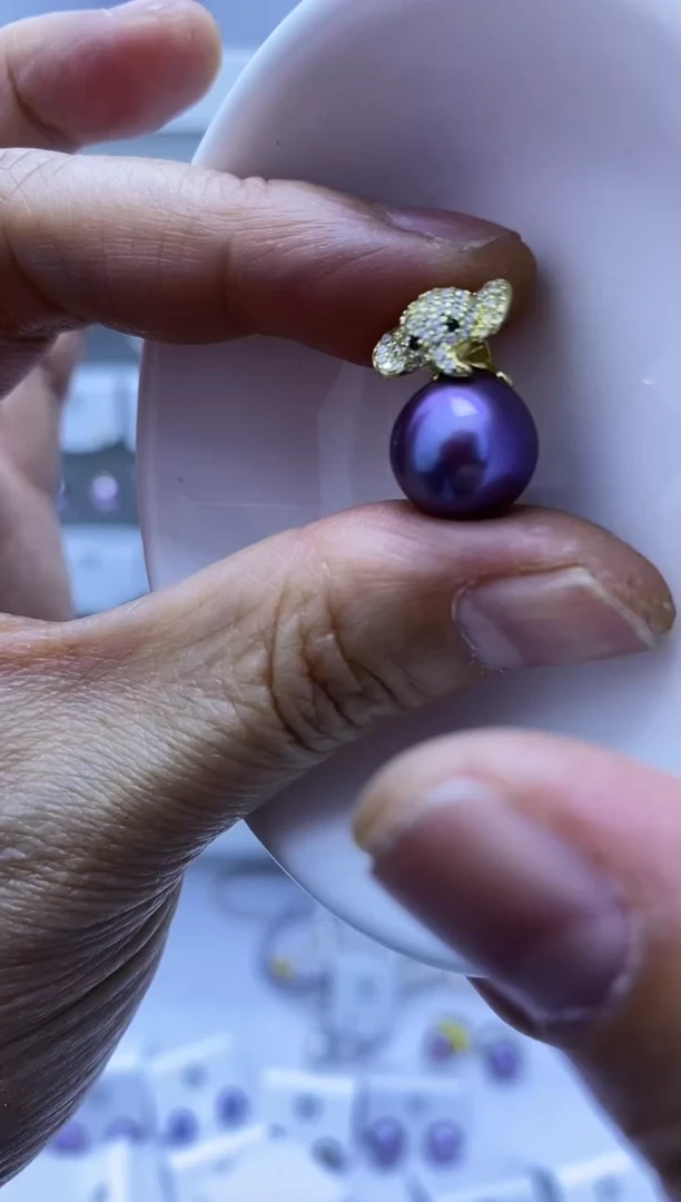 颈饰银S925镶嵌淡水珍珠小象金色吊坠