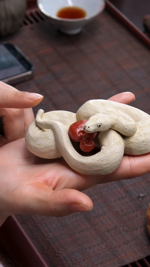 【闪购商品】紫砂茶宠蒋岳军《灵芝灵蛇》