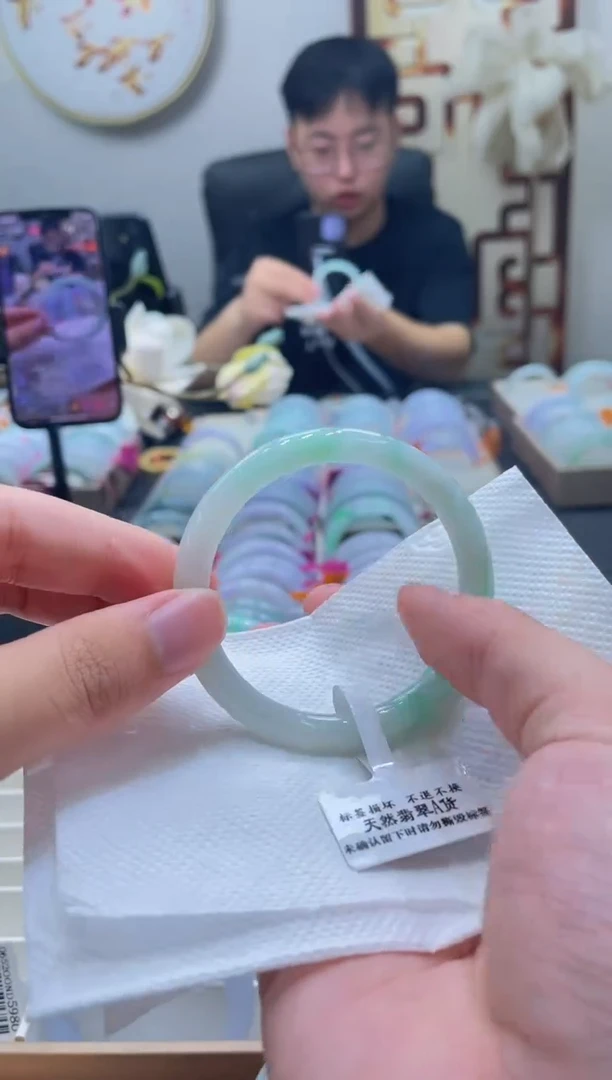 未镶嵌手镯翡翠028-54