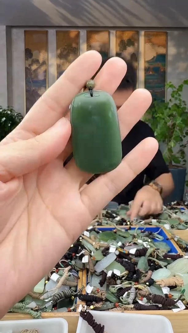 未镶嵌和田玉挂件拍一发一