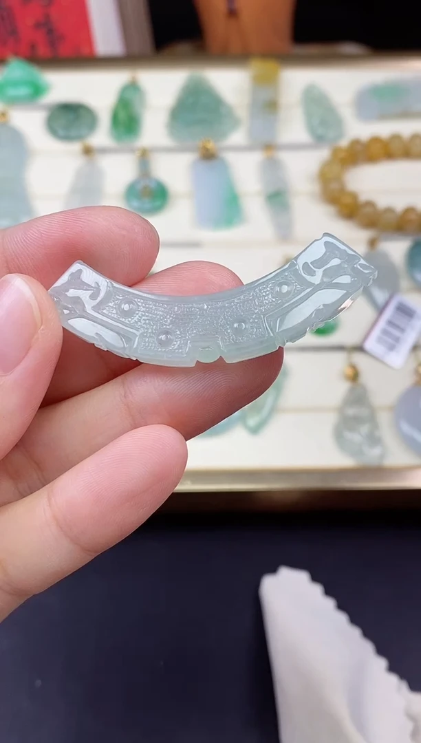 吊坠(不含链)未镶嵌翡翠吊坠@@CMT