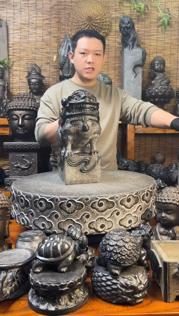 石材35中堂狮天然青石雕刻