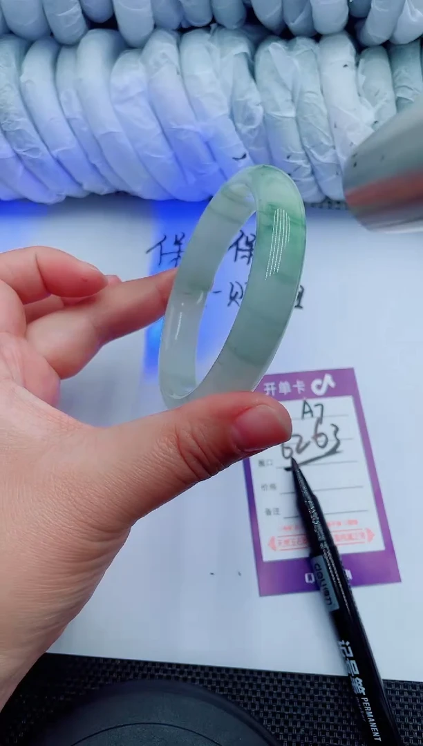 石英质玉手镯未镶嵌A7-62-63