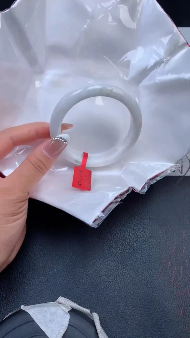 【闪购商品】翡翠手镯未镶嵌天然缅甸A货翡翠手镯