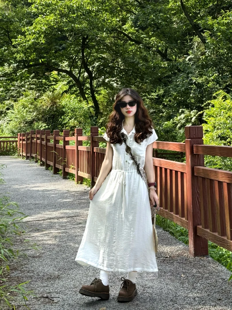 高级设计感慵懒风小翻领短袖连衣裙女夏季新款小个子宽松显瘦长裙