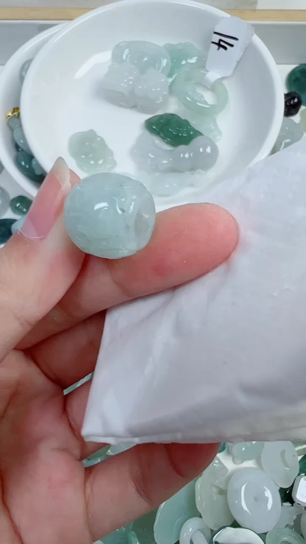 散珠翡翠315号链接，A货翡翠