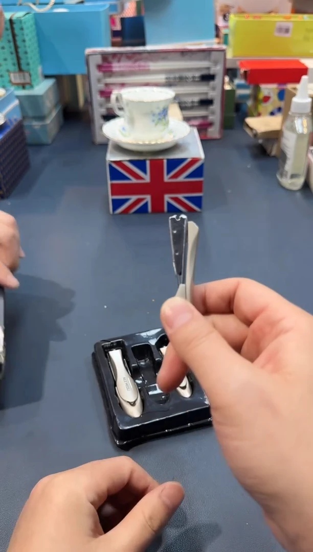 【闪购商品】瓷片A945全场正品，京东包邮