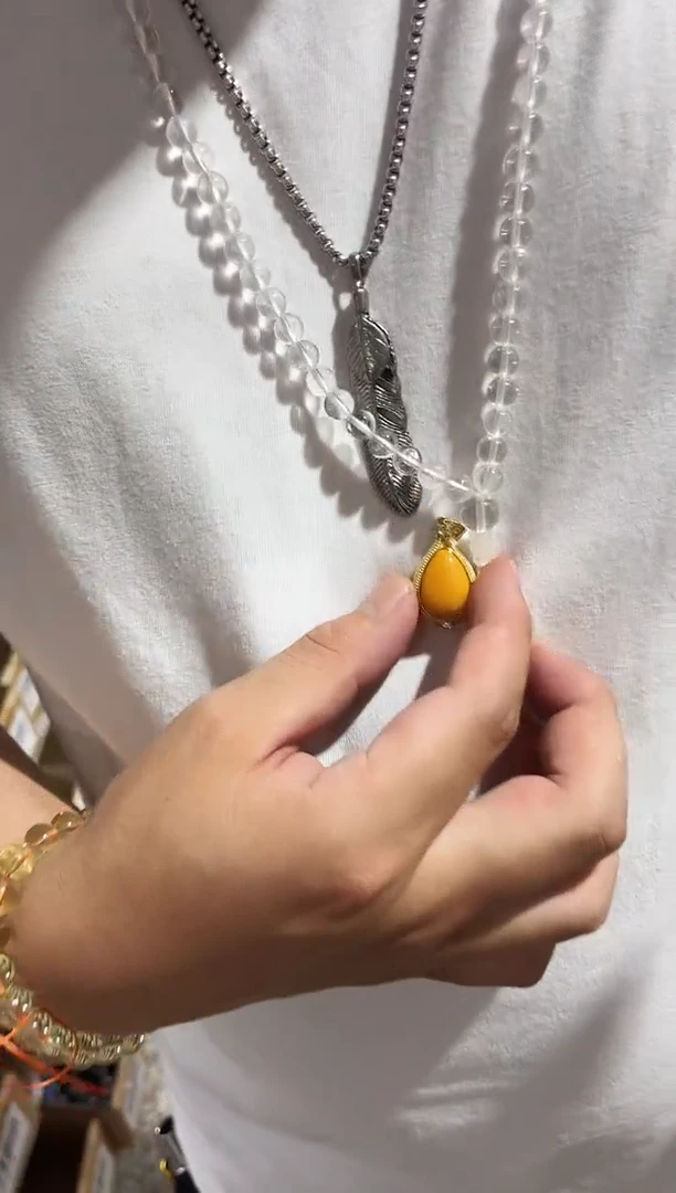 琥珀银S925镶嵌戒指天然老蜜蜡水滴形吊坠