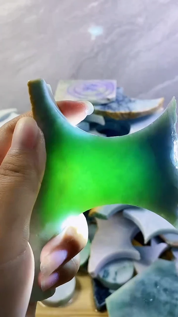 散珠翡翠纯天然缅甸翡翠裸石290