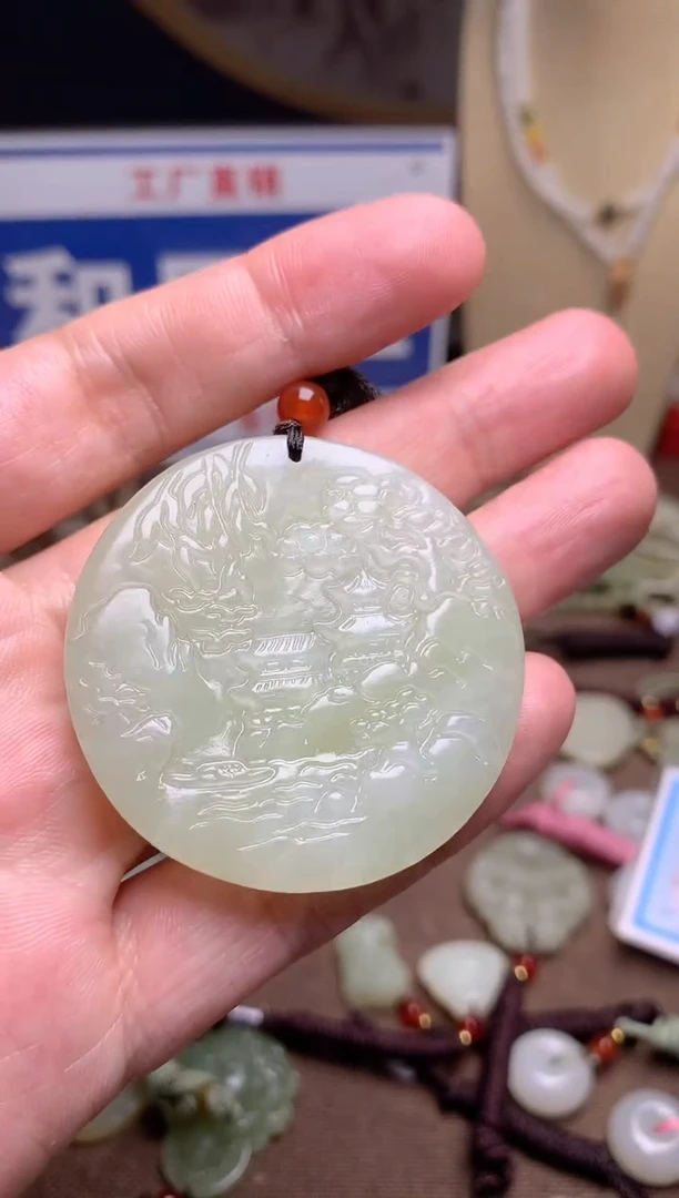 颈饰未镶嵌和田玉1