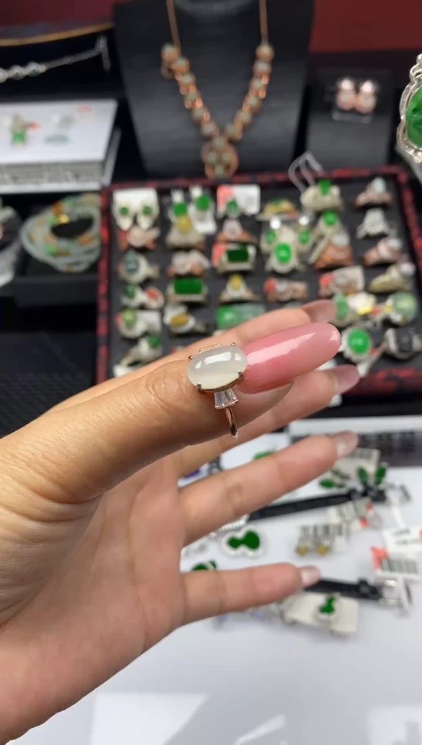 银S925镶嵌戒指翡翠1