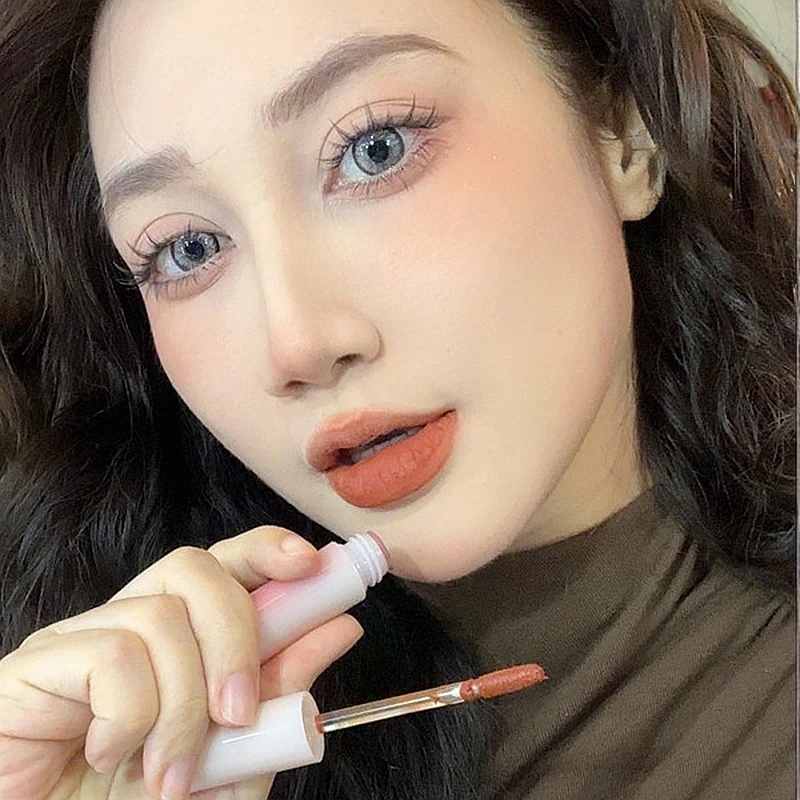 MOLY BEAUTY茉蜜柔雾秋冬美拉德色纯欲显白ins不易掉粉霜唇釉持久