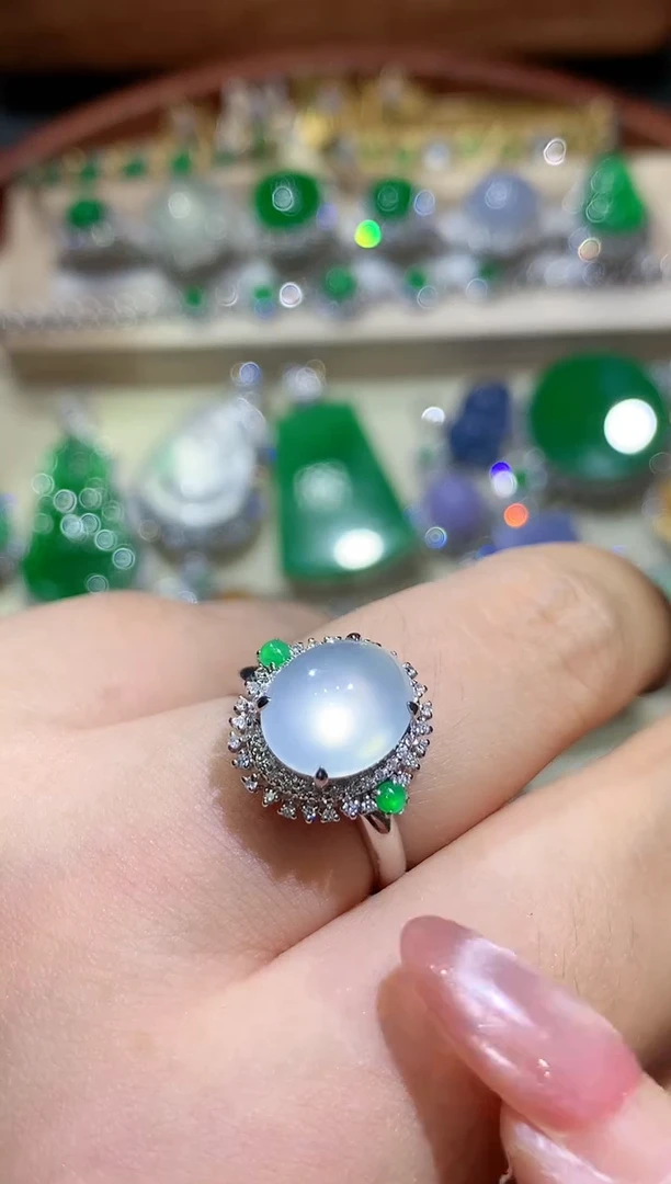 翡翠戒指18K金镶嵌18团购