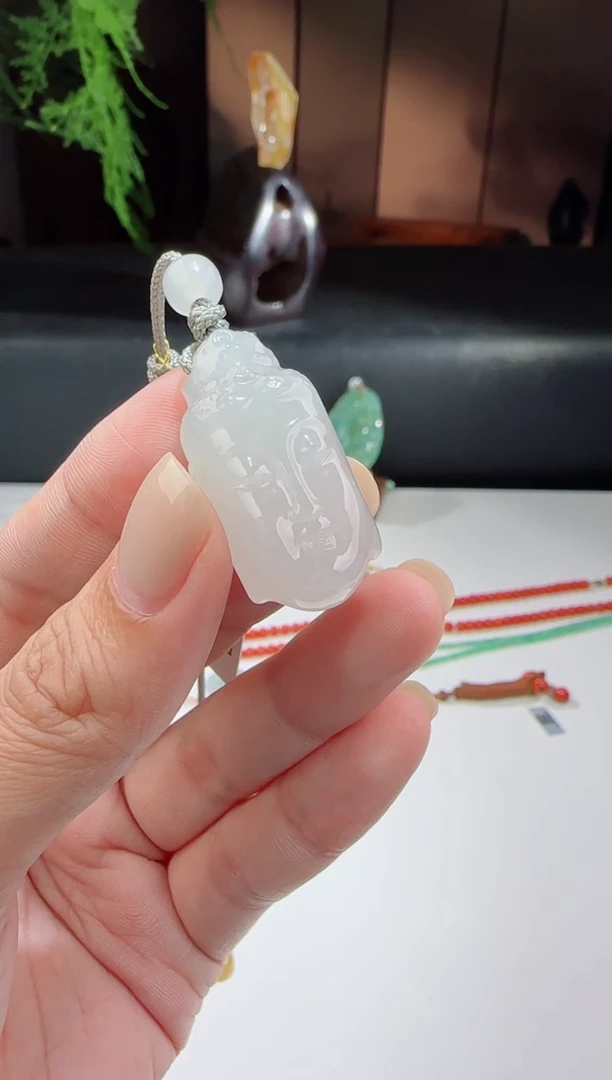未镶嵌挂件翡翠佛造像 洋