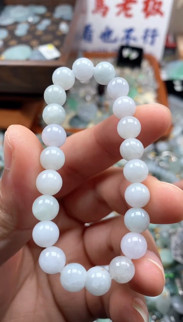 【闪购商品】翡翠颈饰未镶嵌哥哥