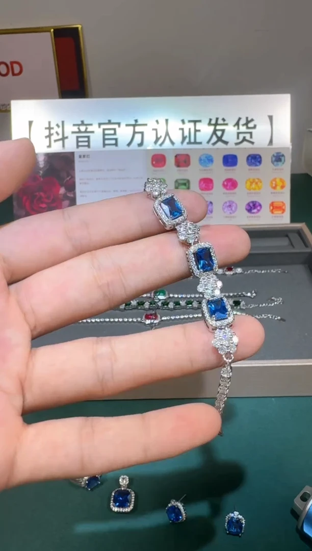 蓝宝石手链18K金镶嵌1
