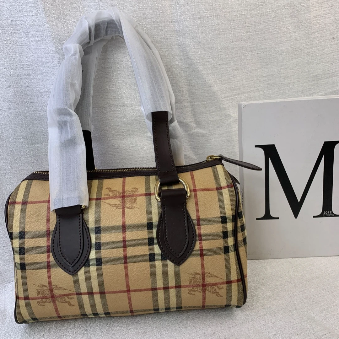 95新 BURBERRY/博柏利 战马格纹波士顿包/F3WJ10917870/7870