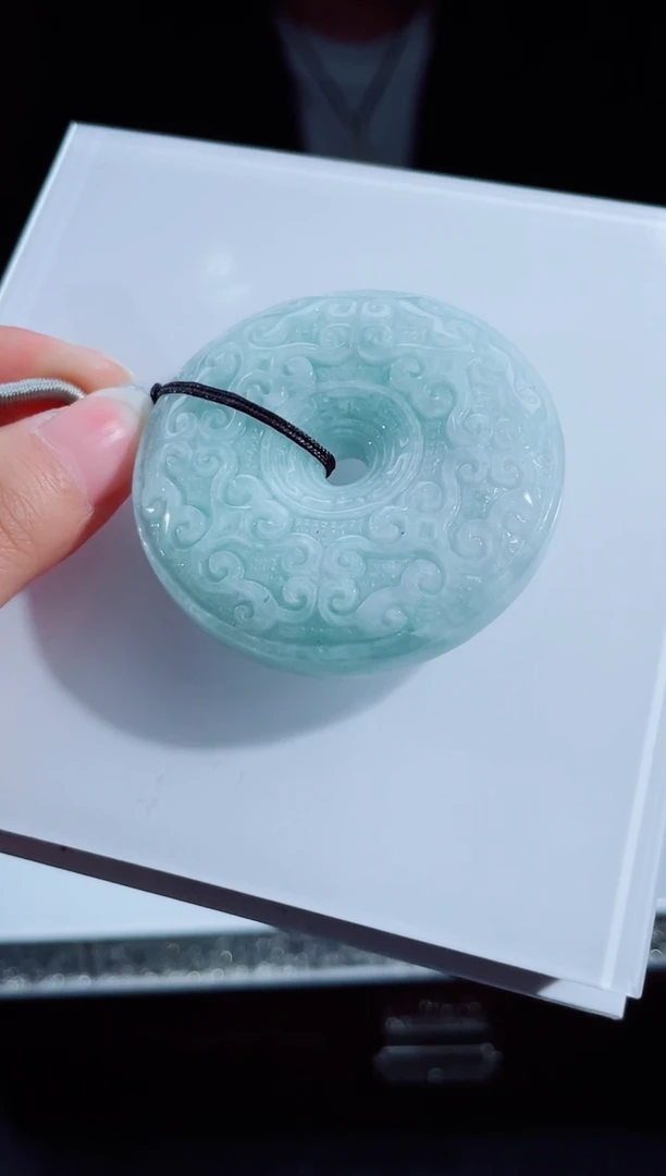 颈饰未镶嵌翡翠翡翠多样性发其一