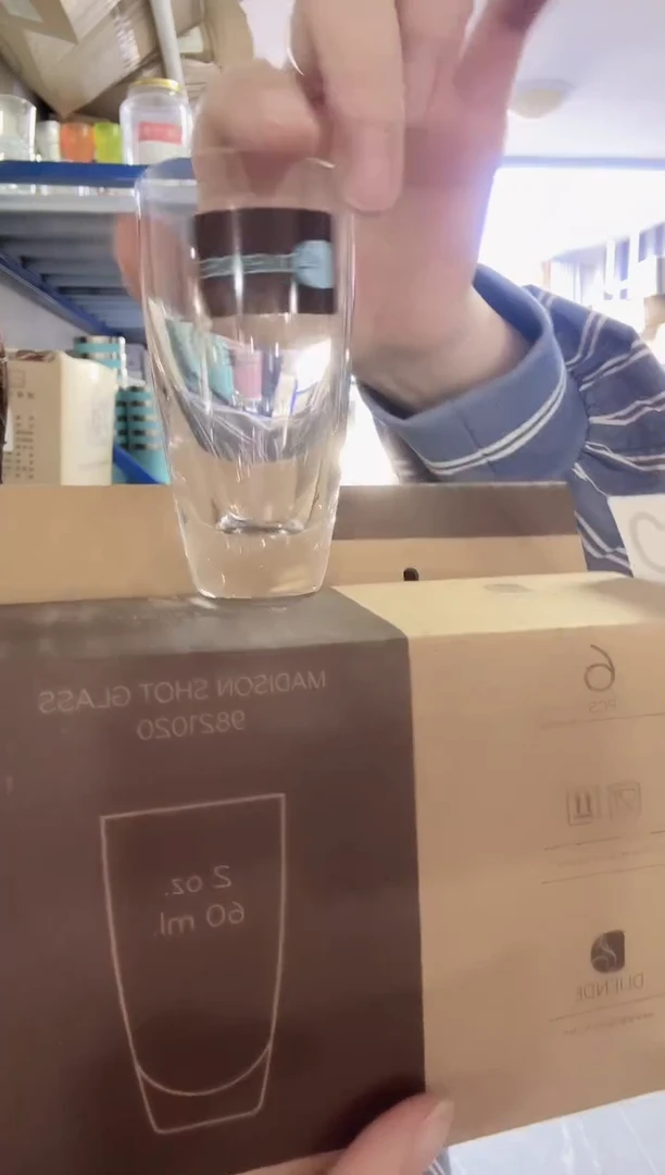 瓷片进口家用百货六只装 白酒杯 C682