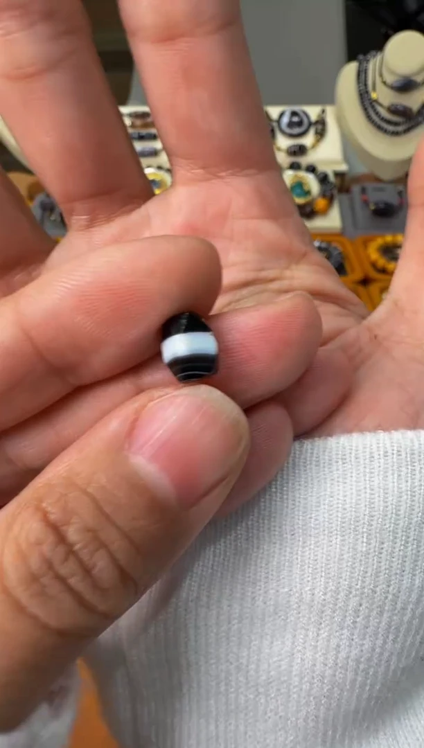 未镶嵌玛瑙/玉髓珠宝奇石药师珠八棱