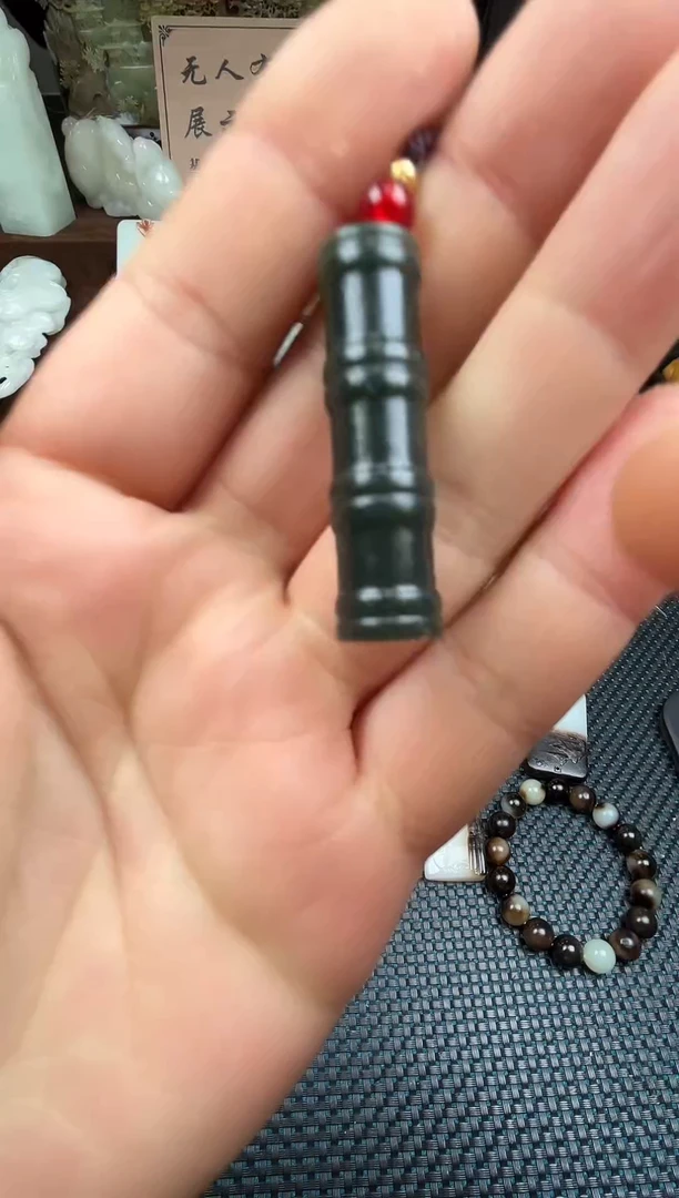 未镶嵌和田玉挂件玺玉珠宝玉器闪购