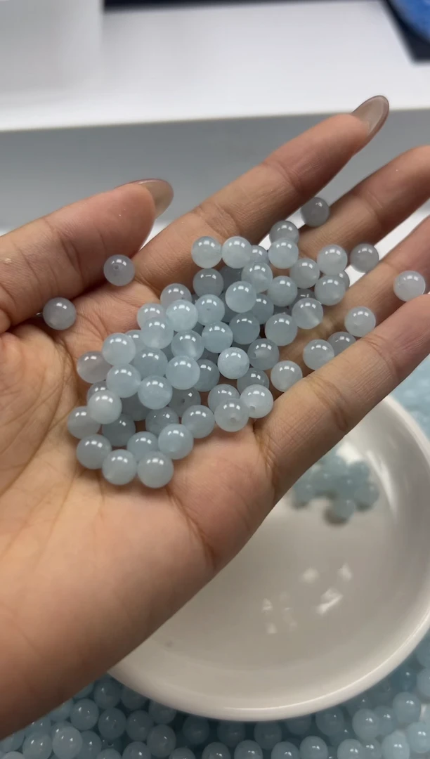 玛瑙/玉髓颈饰未镶嵌w792冰川蓝玛瑙6mm*50颗