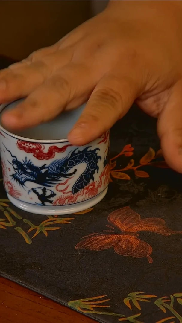 杯手工手绘杯杯很美丽