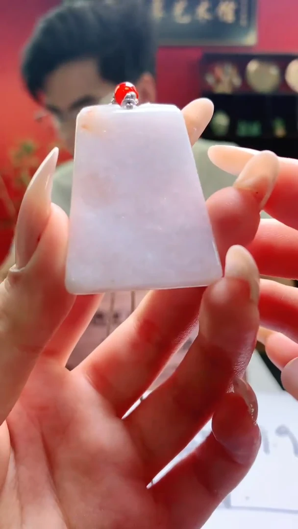 翡翠未镶嵌颈饰翡翠A货 多样性发其一