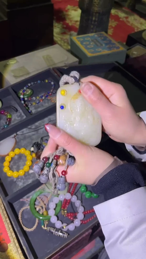 【闪购商品】和田玉把件未镶嵌76咚咚咚咚咚咚咚咚