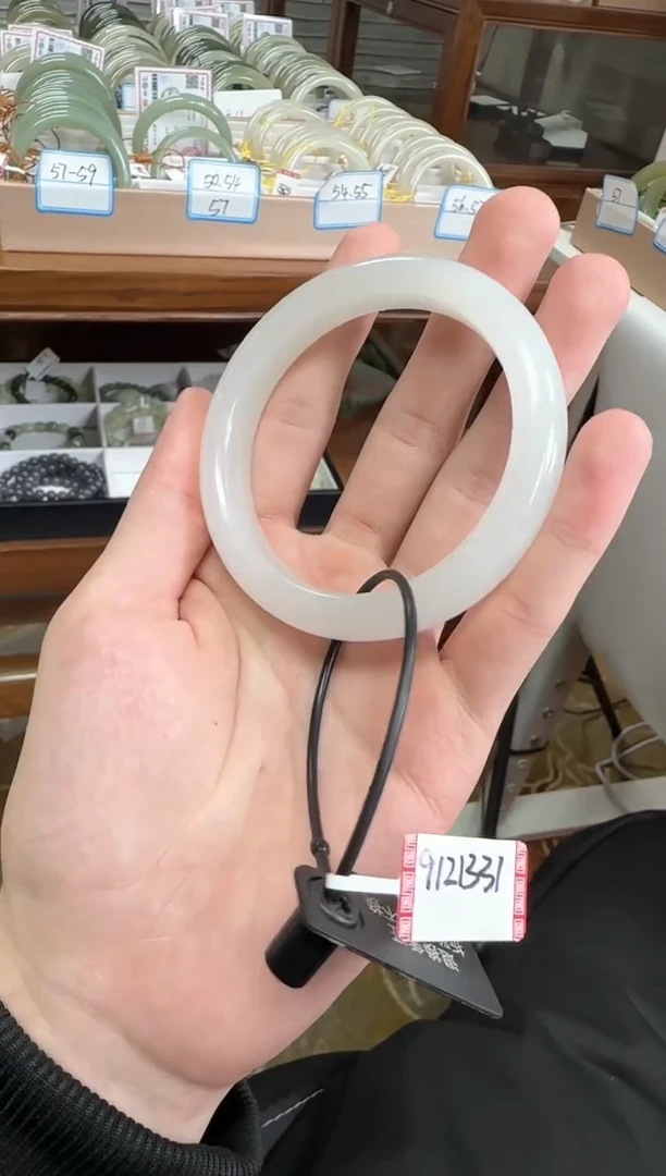 未镶嵌手镯和田玉58-