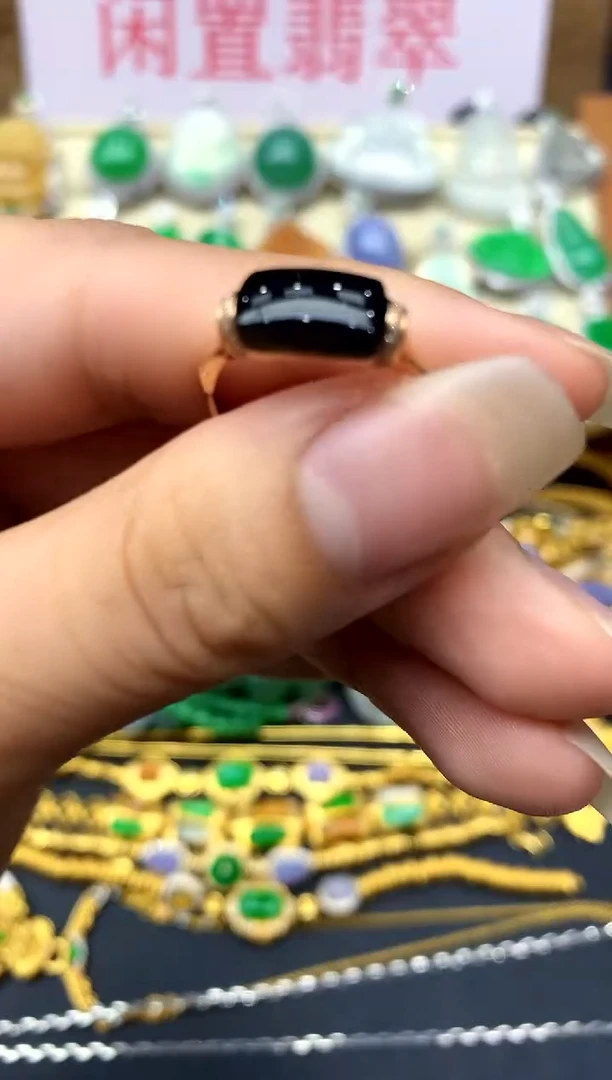 18K金镶嵌戒指翡翠463 -中国好珍宝
