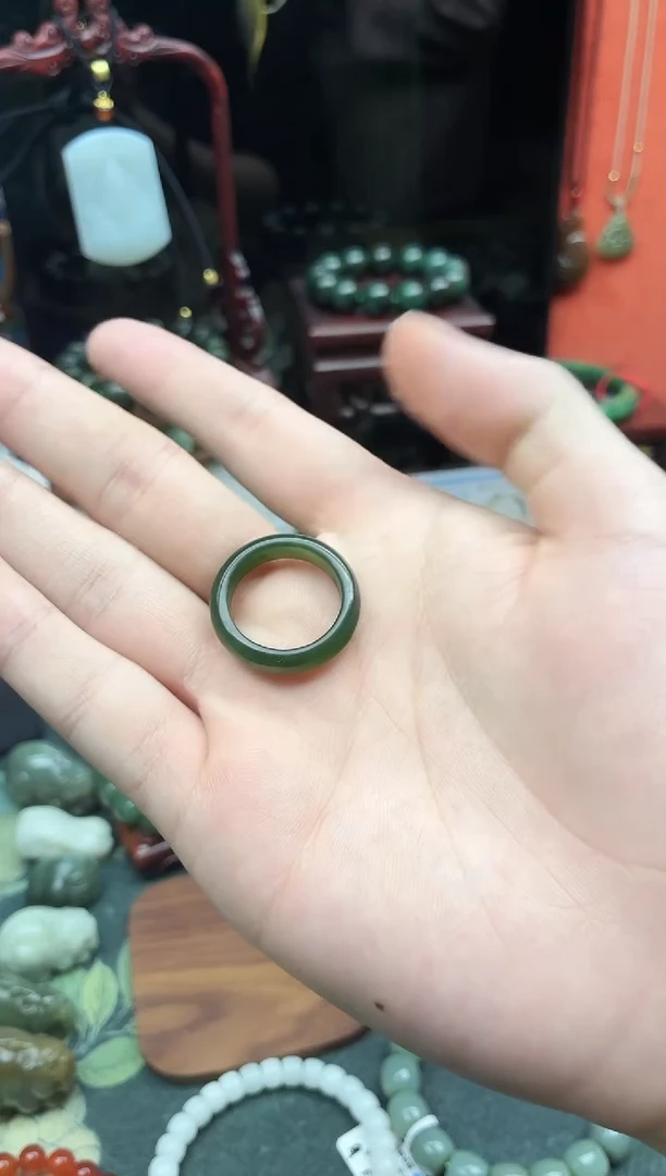 未镶嵌手链和田玉出****染013   戒指