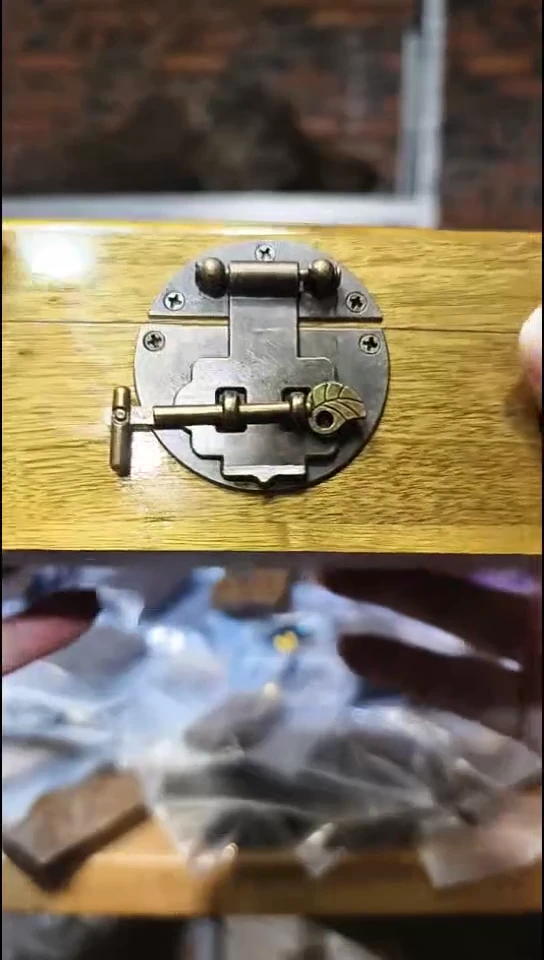 金丝楠      盒子