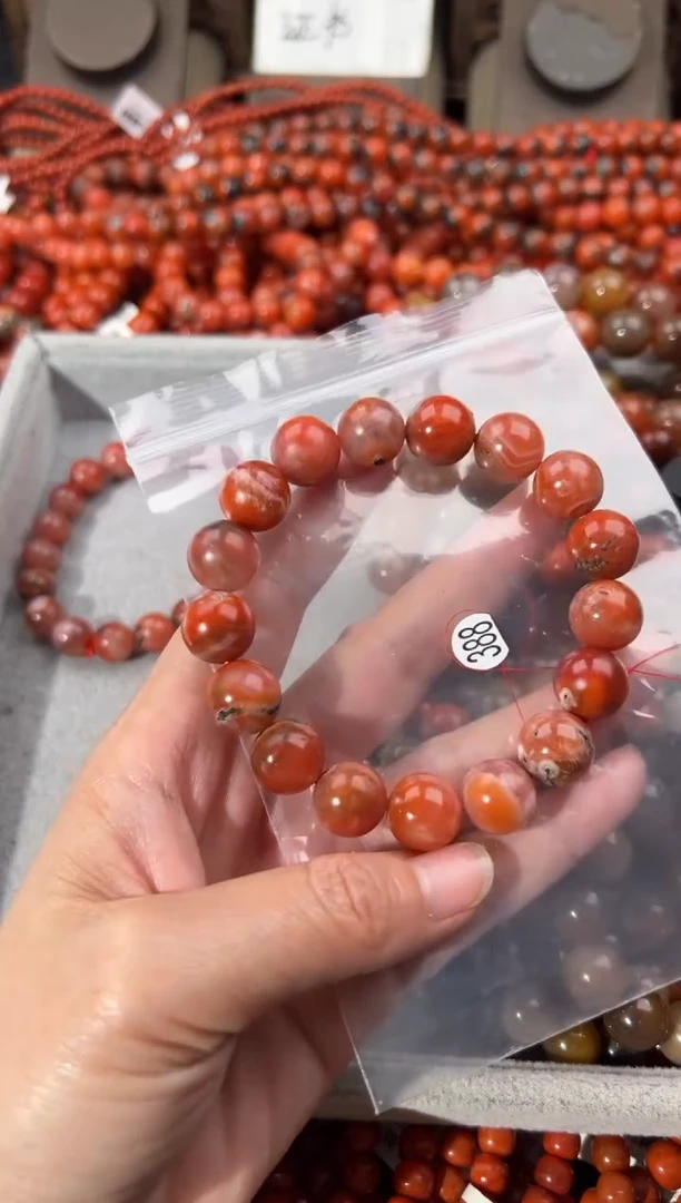 南红玛瑙手串未镶嵌12