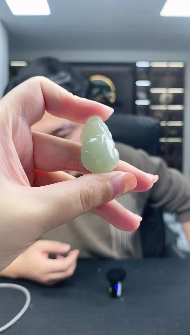 颈饰未镶嵌和田玉貔貅