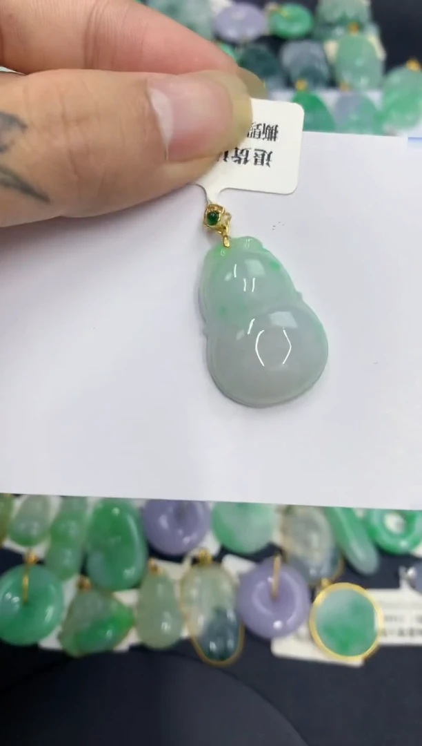 翡翠未镶嵌颈饰缅甸翡翠A货