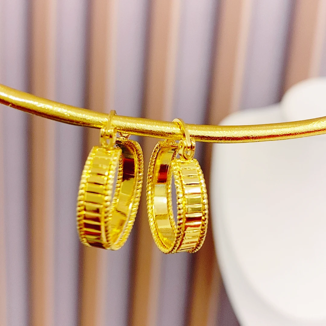 耳饰 时尚百搭切面小耳环