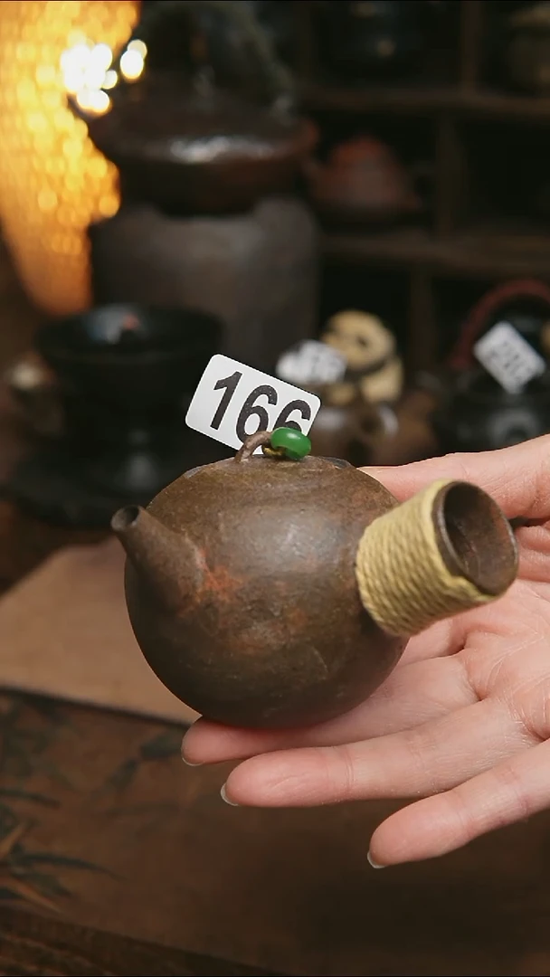 166紫砂全手工粉引侧把茶壶120毫升