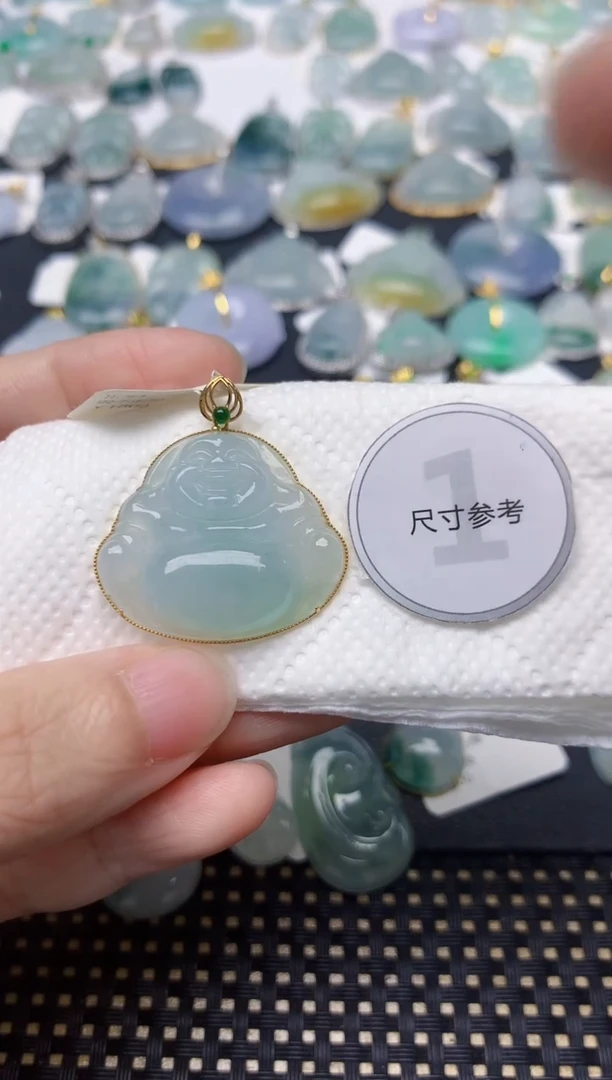 颈饰18K金镶嵌翡翠天然缅甸A货翡翠